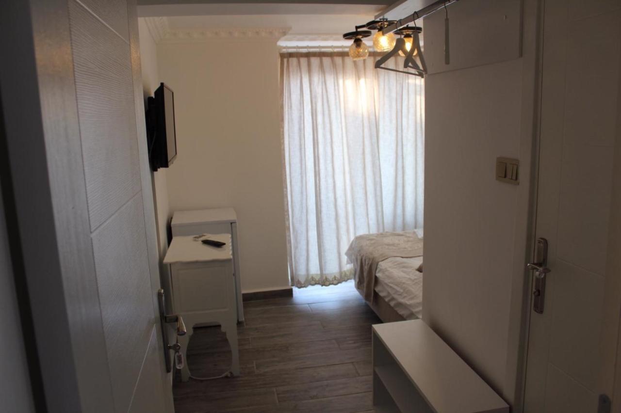 ไซเลนอส บูติก โฮเทล Apartment เซเฟริฮิซาร์ ภายนอก รูปภาพ